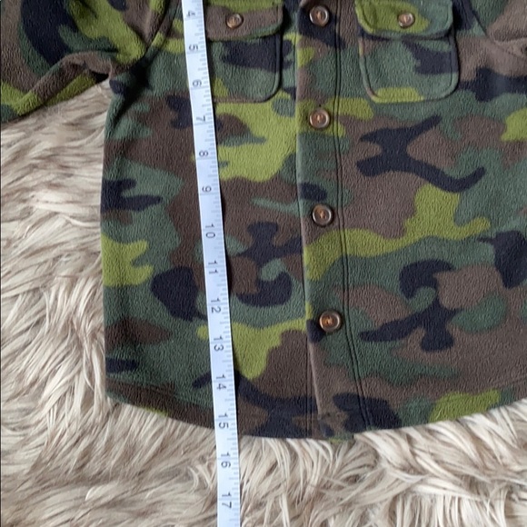 3/$18 Camo Fleece - Picture 3 of 3